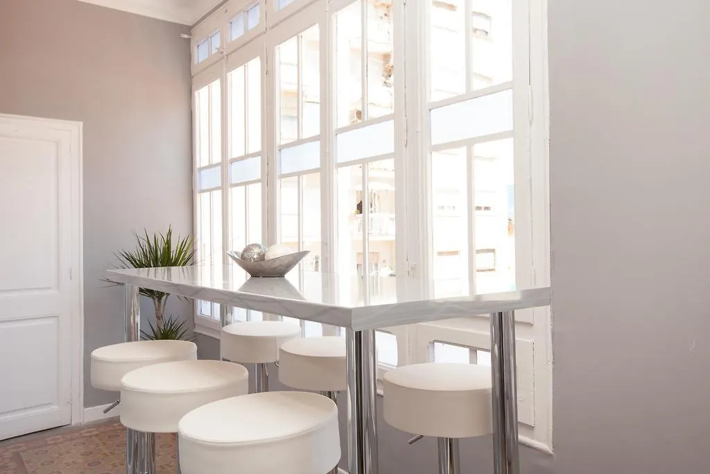 Enjoy Apartments Sofia Barcelona Hiszpania